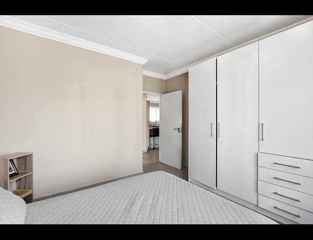2 BEDROOM APARTMENT FOR SALE IN BROADACRES